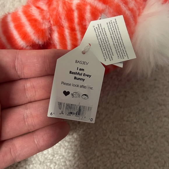 BNWT RARE Jellycat BASHFUL EVEY BUNNY RETIRED Christmas Holiday Soft Plush cute - Picture 6 of 6